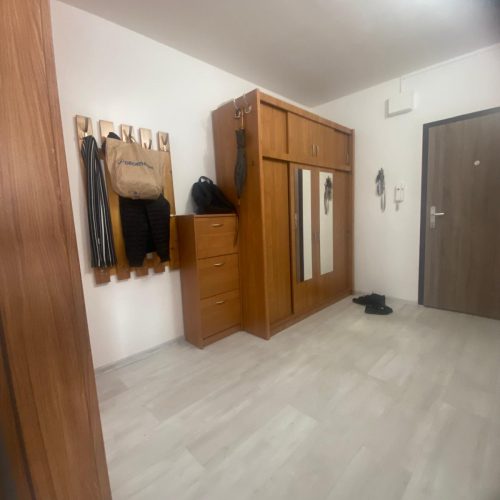 51eeb77b-8c80-441b-9e9a-6e85f2a068a7