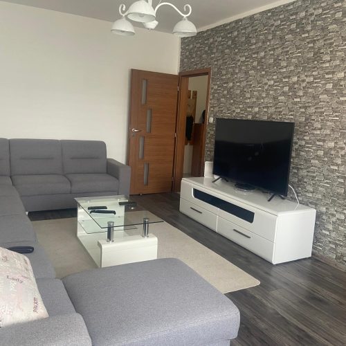 9a3287e4-eaf6-4a8a-a50a-6ceea9cd7def